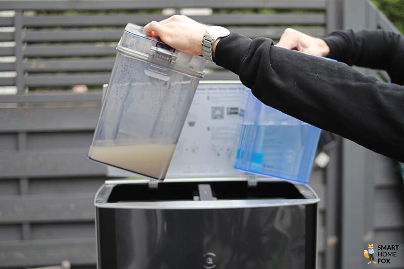 aspirateur laveur réservoir eau